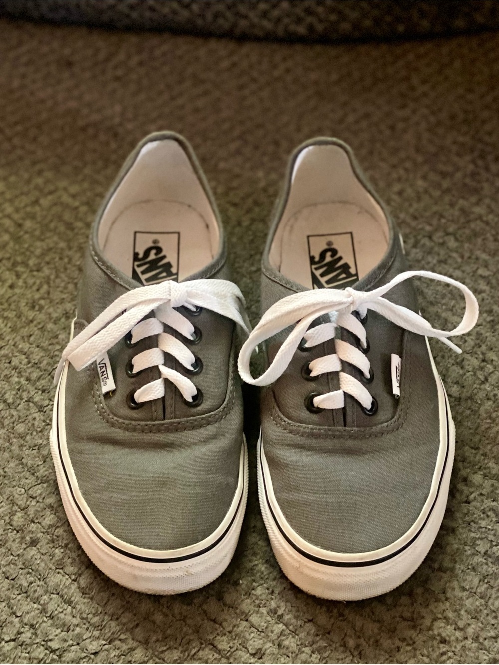 Vans Unisex Gray Low-Top Canvas Sneakers with White Laces| W size 6.5 | M size 5